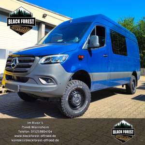 Mercedes-Benz Sprinter W907 4x4 mit 24575R16 BF Goodrich auf Stahlfelge in schwarz inkl. Montage, Tachoanpassung und TÜV- Einzelabnahme bei Black forest - Offroad GmbH